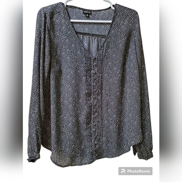 Torrid Womens Black White Dot Georgette Pintuck Button Front Blouse Size 00/M - Picture 1 of 8